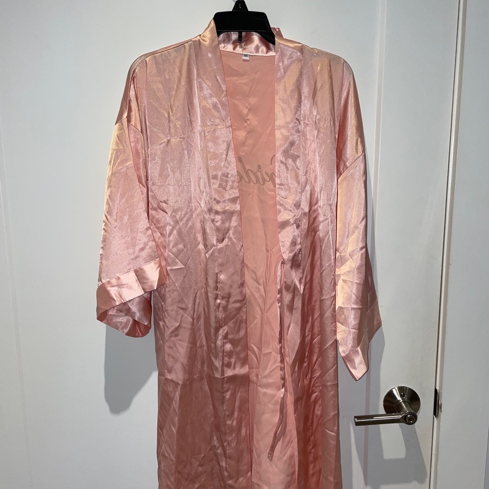 Bridesmaid Satin Robe - Picture 2 of 2